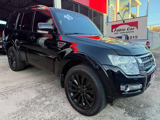 MITSUBISHI PAJERO FULL 3.2 HPE 4X4 16V TURBO INTERCOOLER DIESEL 4P AUTOMÁTICO MITSUBISHI PAJERO FULL 3.2 HPE 4X4 16V TURBO INTERCOOLER DIESEL 4P AUTOMÁTICO